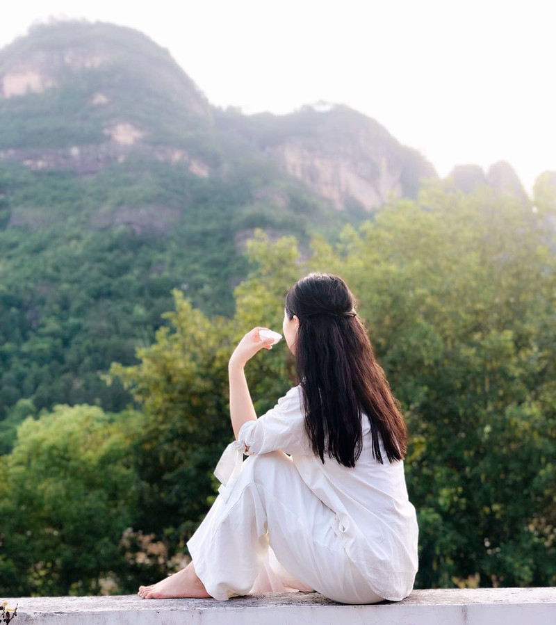 和闺密在一起就可以放飞自我了,不用在男朋友身边当漂亮女朋友,只想