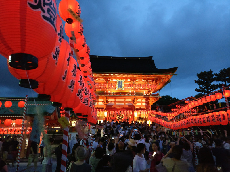 京都-和服浴衣ゆかた-夏日祭-霄宫祭-只园祭り