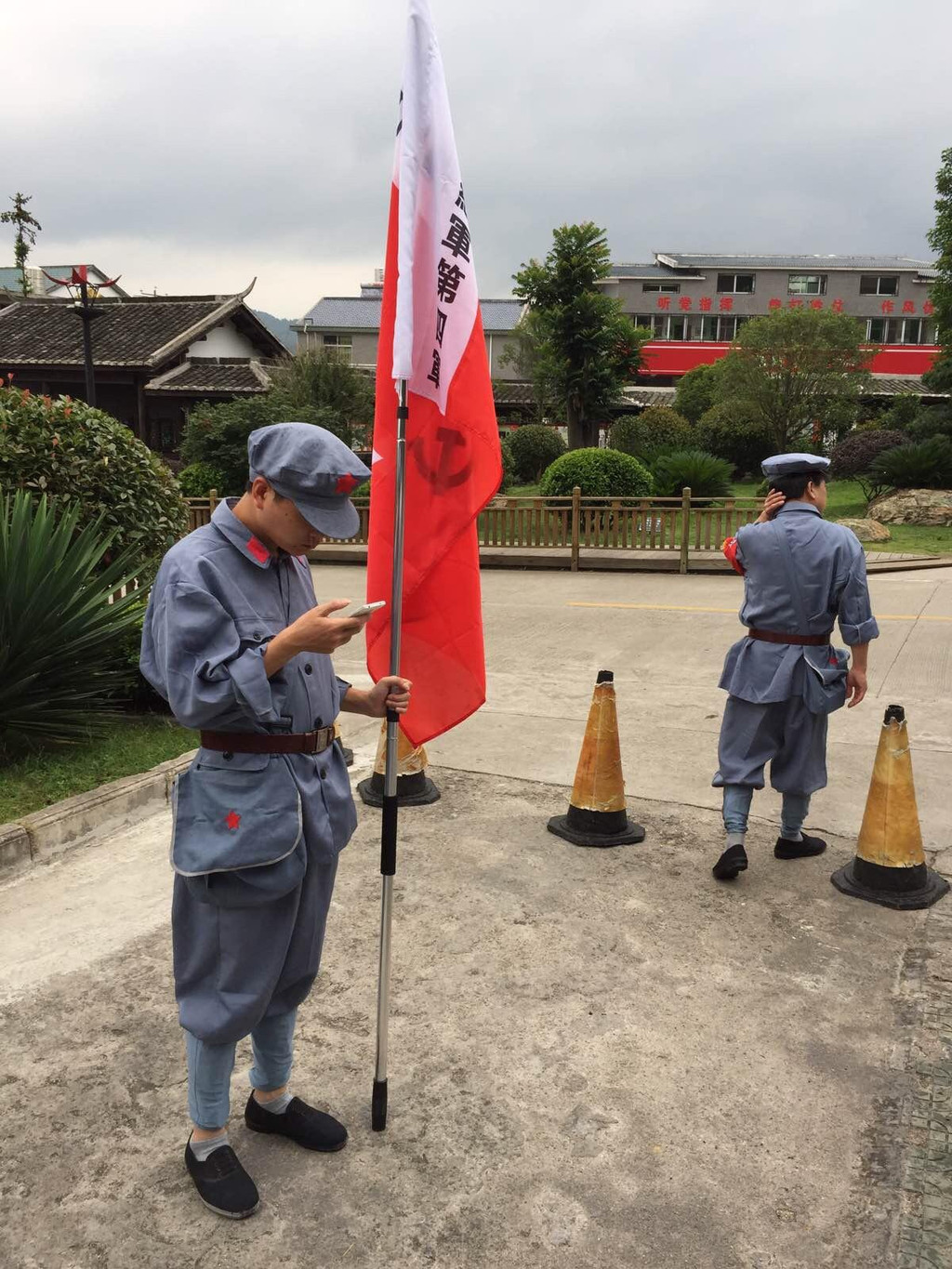 红军装备升级了