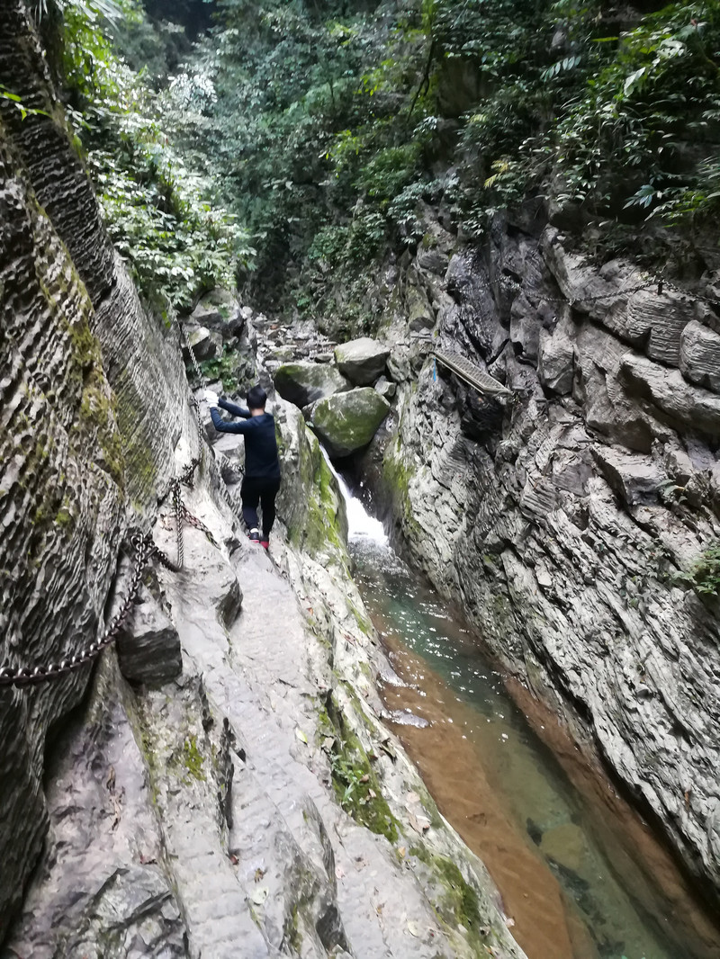 坐龙峡风景区