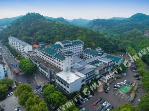 新昌白云山庄