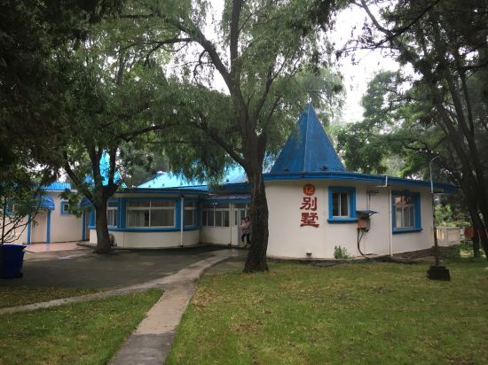 圣托里尼酒店(北戴河东山浴场店)预订价格,联系