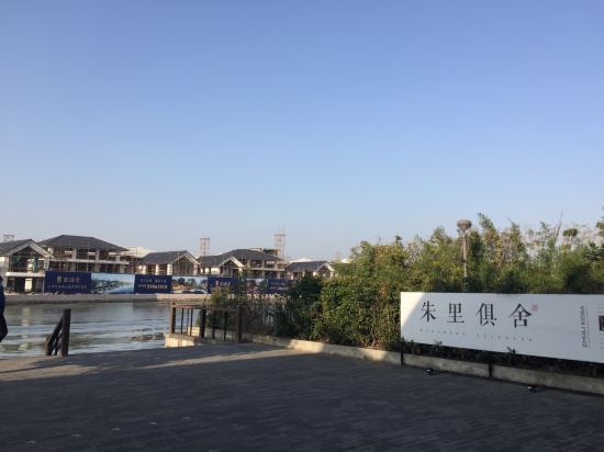 上海朱里俱舍温泉酒店预订价格,联系电话\位置