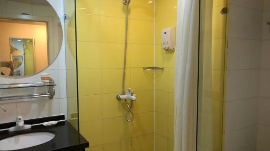 如家快捷酒店(西安大寨路科技路西口地铁站店