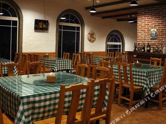 北京南山滑雪场内雪顿木屋1晚+可优惠价换购