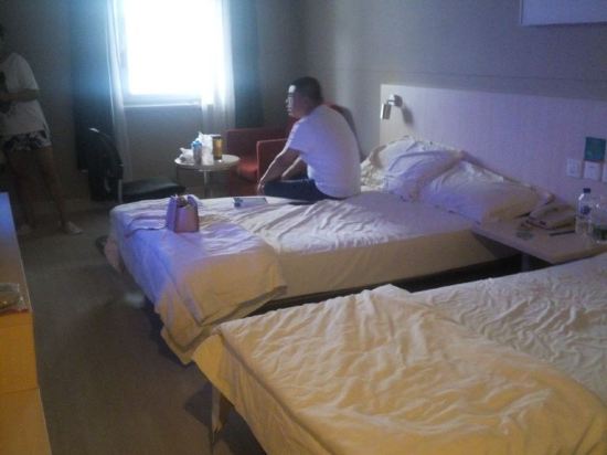 锦江之星(长春全安广场机场巴士站店)(原全安广