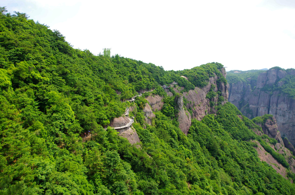 事實也是,神仙居景區--仙人居住的地方,是新晉的國家五a級景點,算是