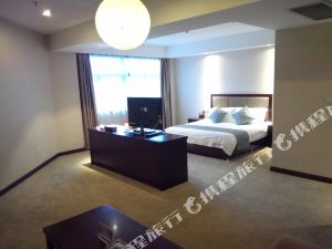 江阴最好的酒店是哪个 2005080000002z6sgB67C_R_300_225.jpg