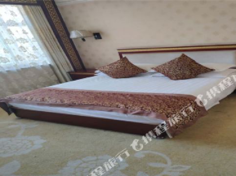 济南泉西商务酒店