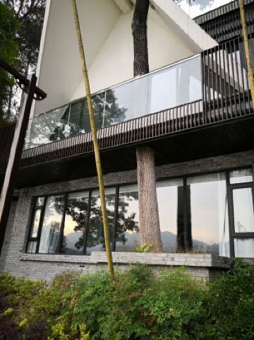 汉中红寺湖云缦山庄