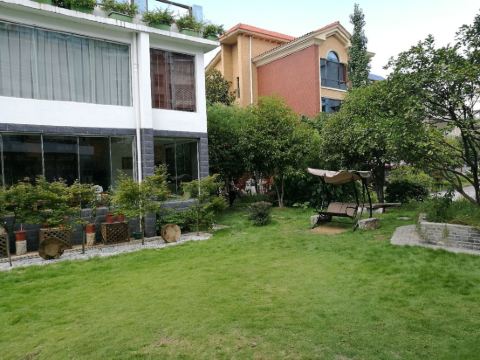 资兴东江湖16号精品度假别墅