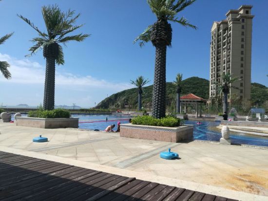 嵊泗天悦湾名悦假日酒店