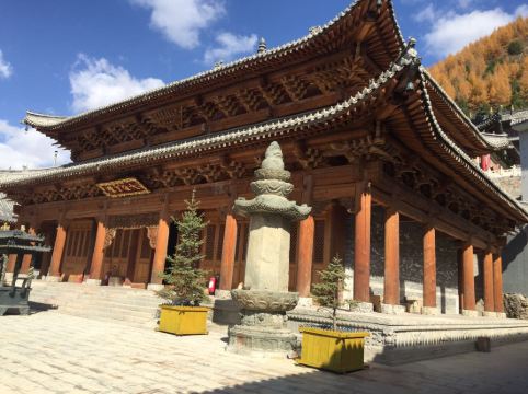 五台山玲珑客栈