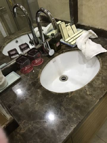 威远名流花园大酒店