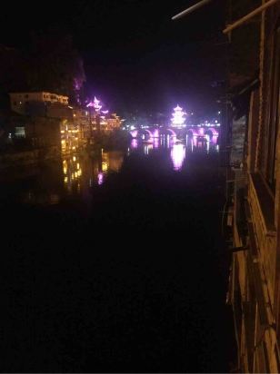 晚上的风很舒服 230e0j000000a05kd5DAD_W_550_412.jpg
