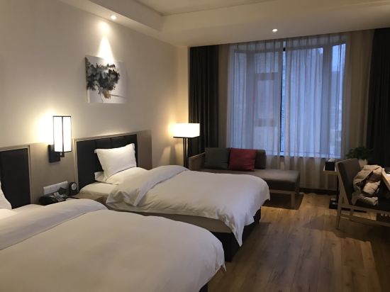 栾川大张商务酒店