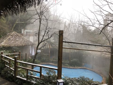 青城山睿宏国际养生温泉酒店