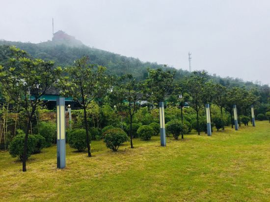 郑州三山度假小青客栈(郑州三山温泉度假村分店)