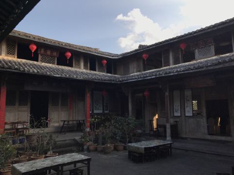 腾冲和顺张家大院·荷田居全景度假客栈