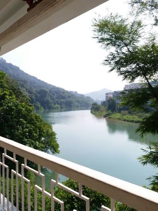 週末帶爸媽和寶寶到位於從化的廣東溫泉賓館過週末.