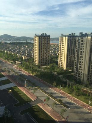 烟台龙湖假日酒店