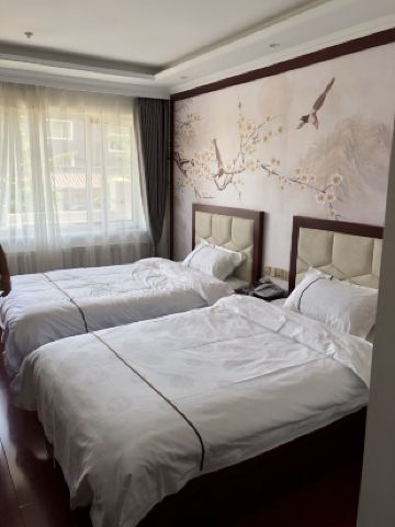 清韵魅力假日酒店(沈阳中街故宫店)