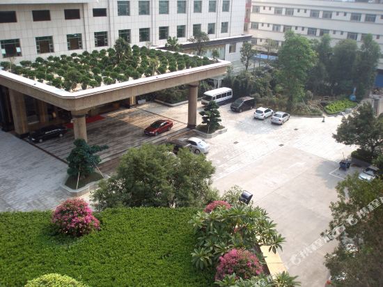 东莞桥头华萃酒店