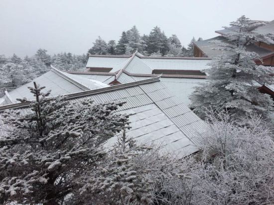 峨眉山金顶香怀里酒店图片