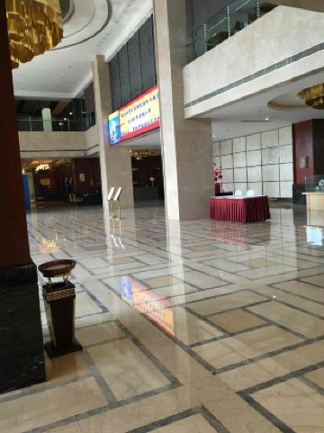 句容曙光国际东裙楼客房